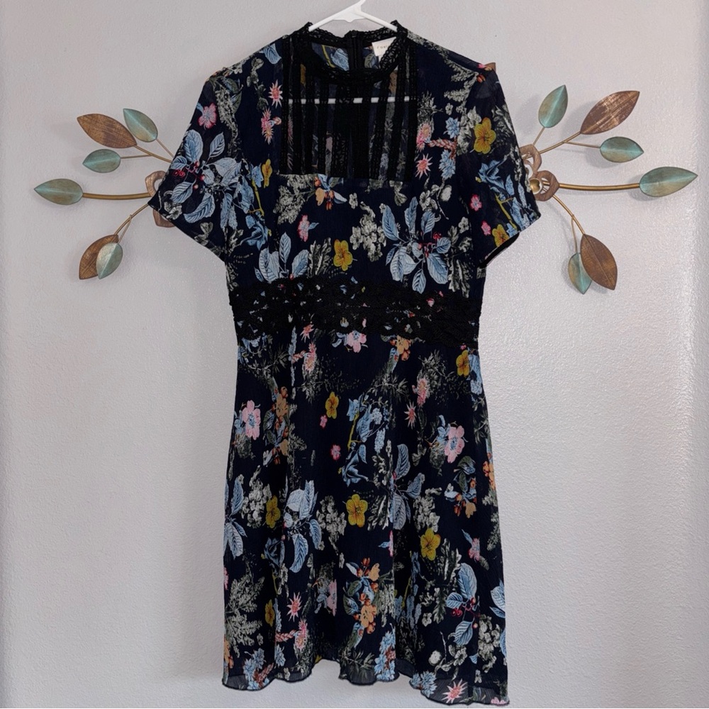 Foxiedox Juniper Navy Blue Black Floral Print Mesh Embroidered Neck Dress Size L